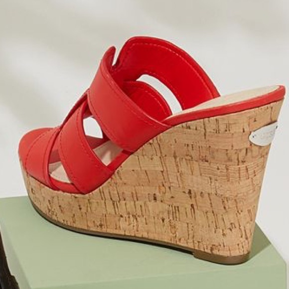 ✨HPx3✨ STRAPPY WEDGES - Picture 3 of 8